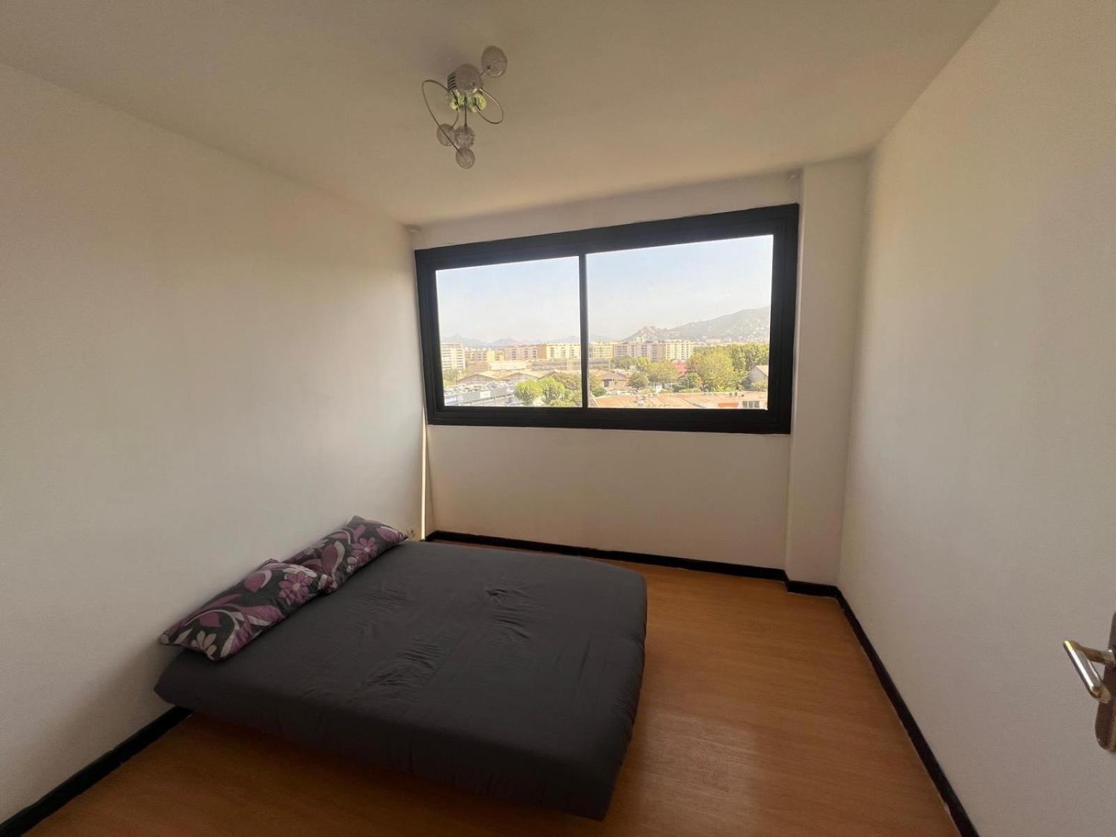 Appartement 2 Chambre Et Grand Sejour 100M2 A 5 Min Du Stade Velodrome มาร์กเซย ภายนอก รูปภาพ